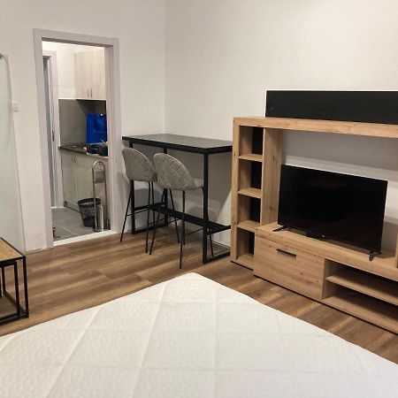 Hotel Duga Novi Sad Ngoại thất bức ảnh