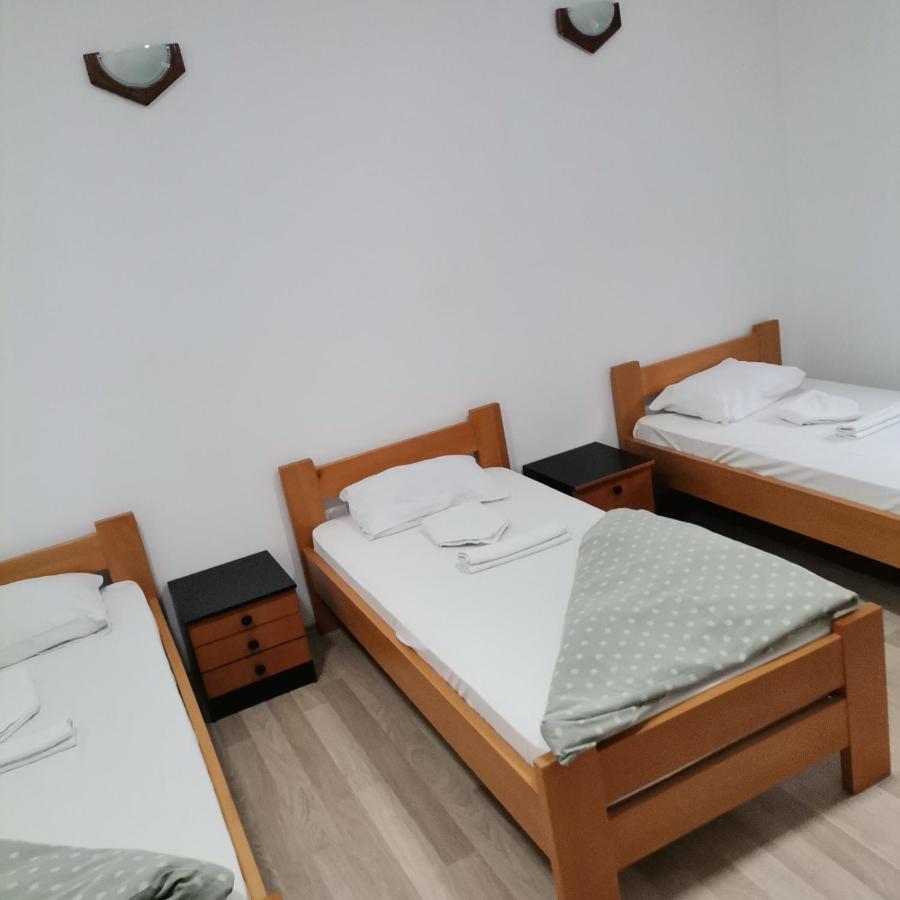Hotel Duga Novi Sad Ngoại thất bức ảnh