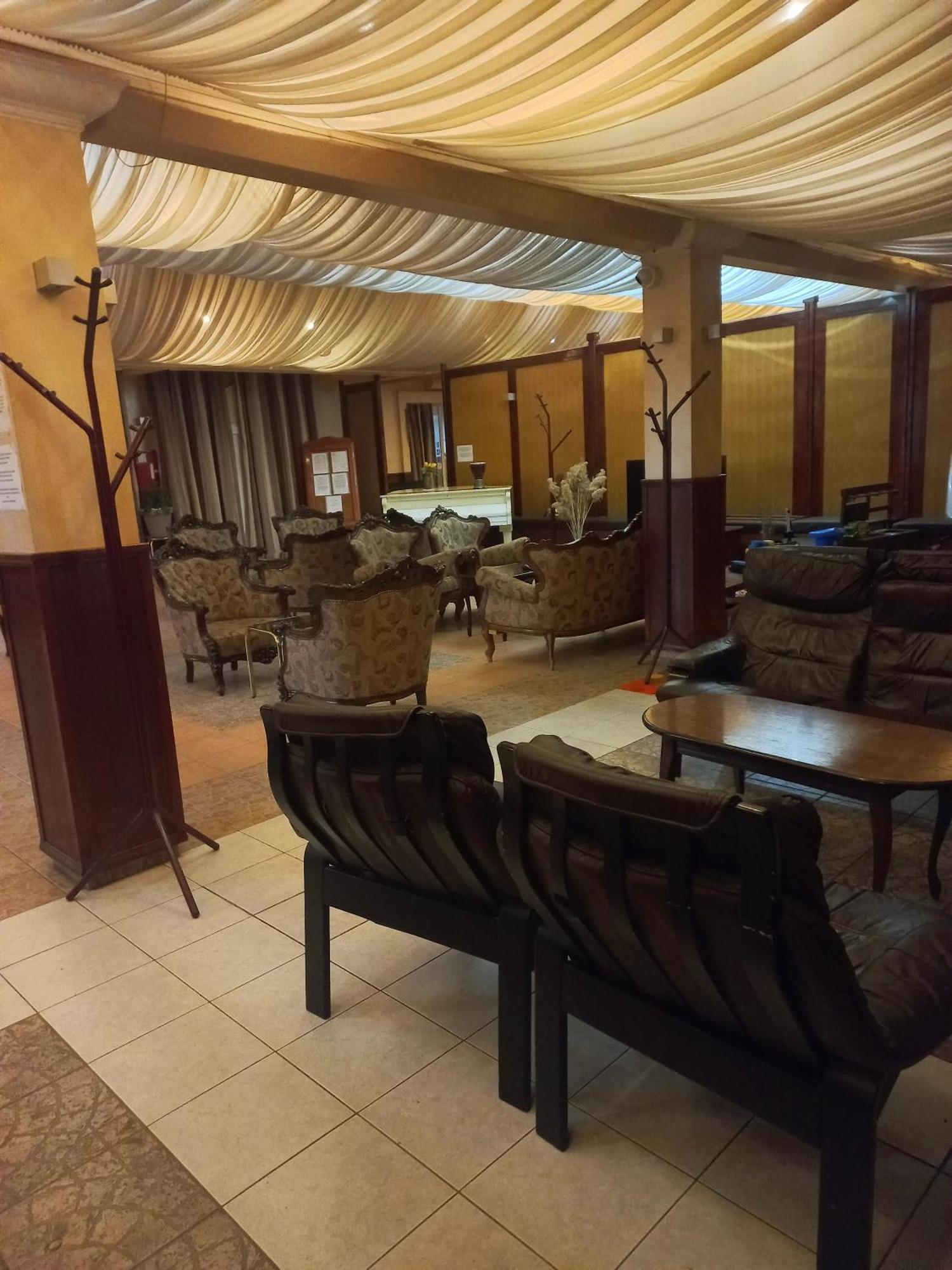 Hotel Duga Novi Sad Ngoại thất bức ảnh
