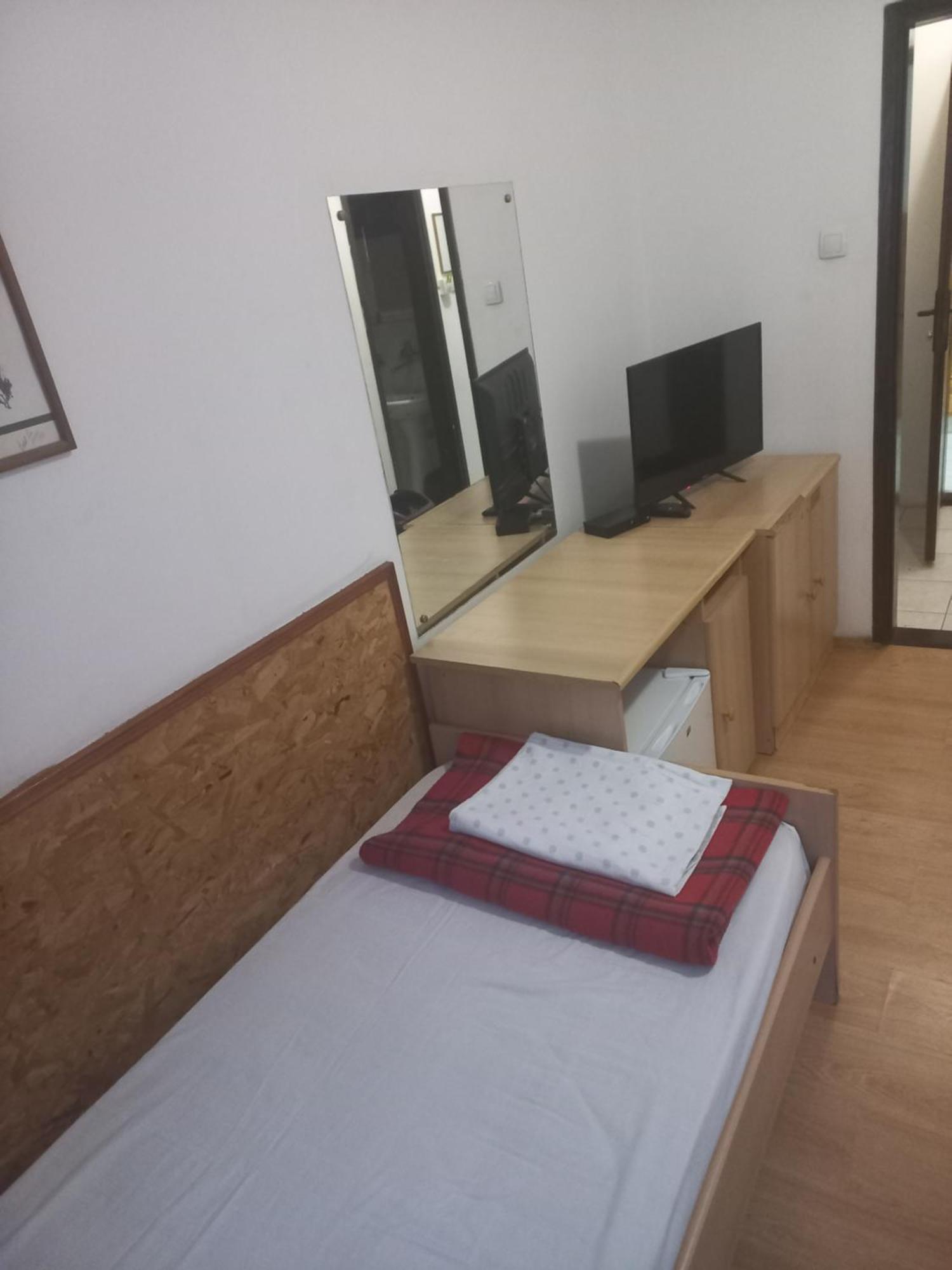 Hotel Duga Novi Sad Ngoại thất bức ảnh