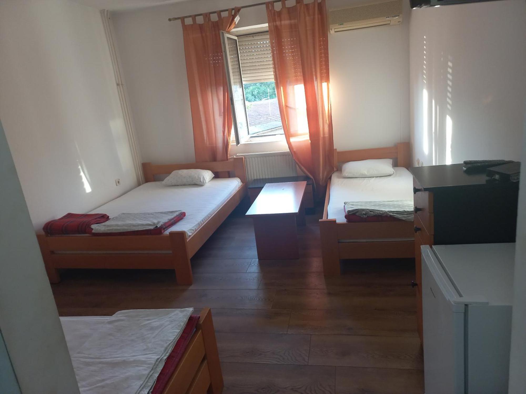 Hotel Duga Novi Sad Ngoại thất bức ảnh